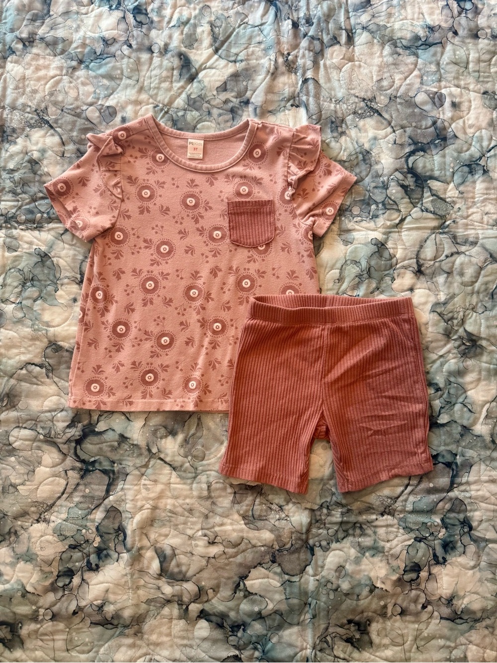 Kids Soft Red/Pink Floral Ruffle Sleeve Top & Ribbed Shorts Set